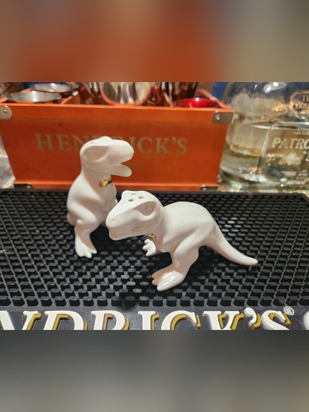Target White Ceramic T-rex Dinosaur Salt and Pepper Shakers